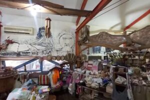 阿布斯布農傳統服飾工作室