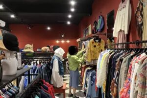 A‧PRANK :DOLLY｜台北中山古著、服飾穿搭商品 各式古著專賣店