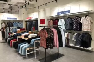 Abercrombie & Fitch / Hollister Co. MITSUI OUTLET PARK 台南店