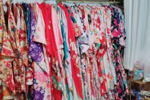 愛葳和服 出租出售批發【預約制】LINE ID帳號doratsai225