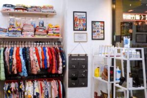 DORCAS童舖 (童裝店)