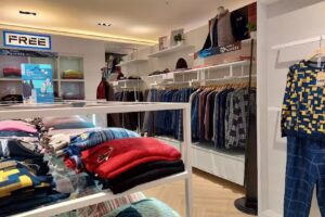 FREE 新光三越 台北南西店