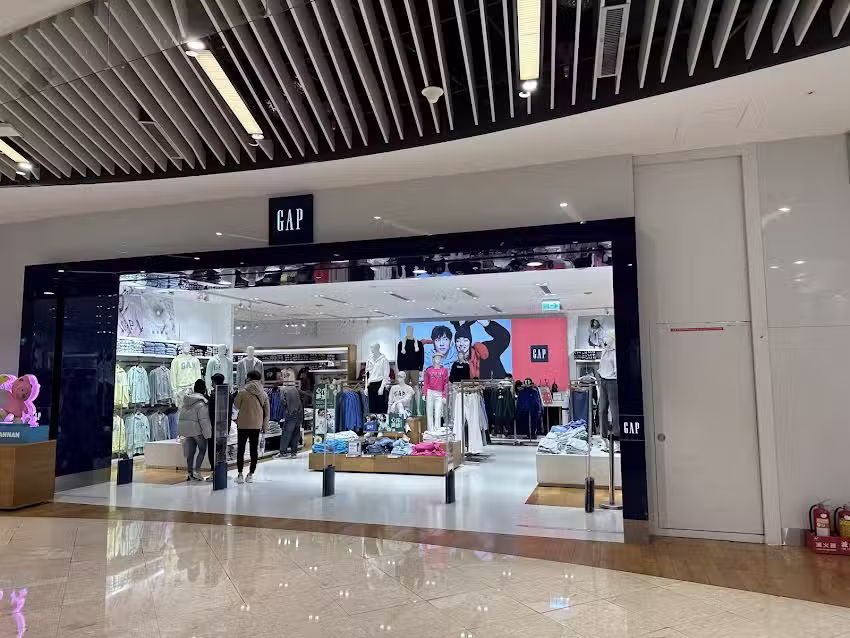 GAP 新竹遠東巨城店