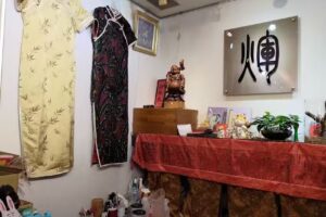 煇 複合式中國服集鋪