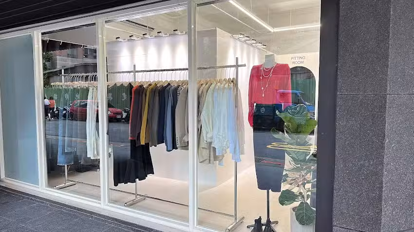 JEAN服飾 | 日韓代購 & MD美甲 | 紋髮 | 霧眉