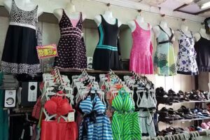 礁溪百貨-泳裝專賣店