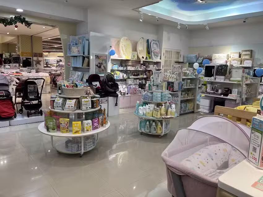 les enphants麗嬰房-宜蘭蘭城新月專櫃(嬰兒用品店/童裝/玩具)