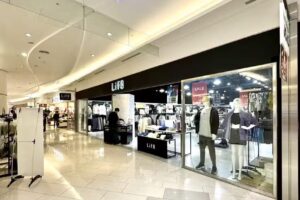 Life8 新光三越SKM PARK店