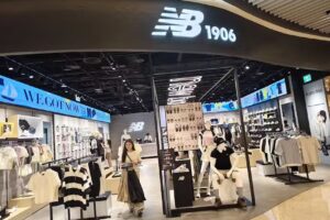 New Balance 1906 新竹巨城直營店