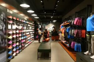 Nike 尚智台大店