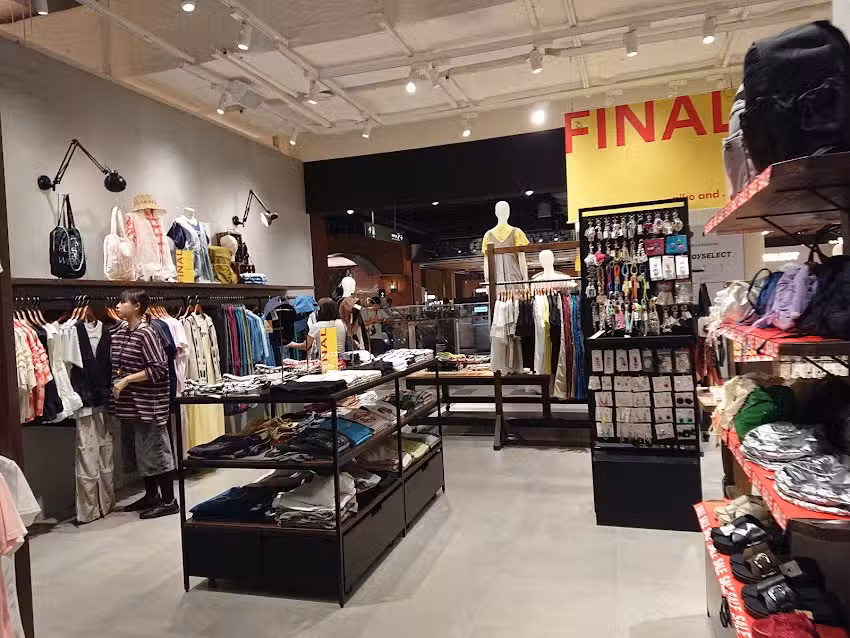niko and &hellip; 新北誠品生活新店店
