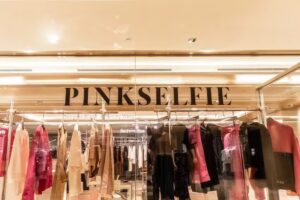 PINK SELFIE 信義微風專櫃