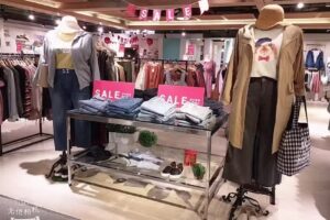 Poly Lulu 中大尺碼 板橋誠品店