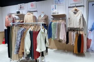 Poly Lulu 中大尺碼 南港CITYLINK店