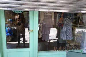 Rabbit.s 日韓衣飾x蒲公英的落點