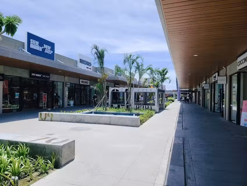 RIVER WOODS 台中港MITSUI OUTLET PARK台中港店