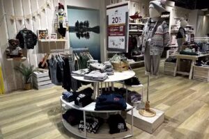 Roots Kids 遠雄IFG購物中心