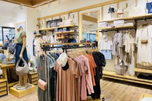 Roots宜蘭新月廣場