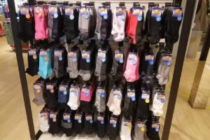 三花SUN FLOWER 三越桃園站前 襪 襪子 四角褲 男內衣