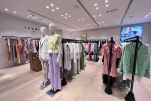 SANDRO 新光三越台北信義新天地A9 2F