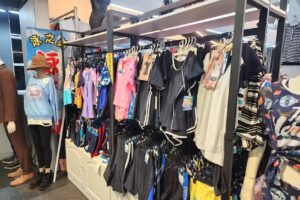 舒霈精品泳裝(愛買2樓)