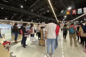 sNug給足呵護-科技健康襪(專櫃-半山夢工廠8F)