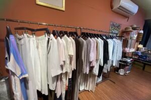 塔羅占卜/寵物占卜/牌卡教學/正韓洋裝/服飾店裡的占卜師