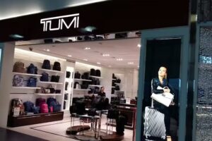 Tumi