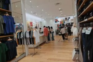 UNIQLO 誠品生活新店