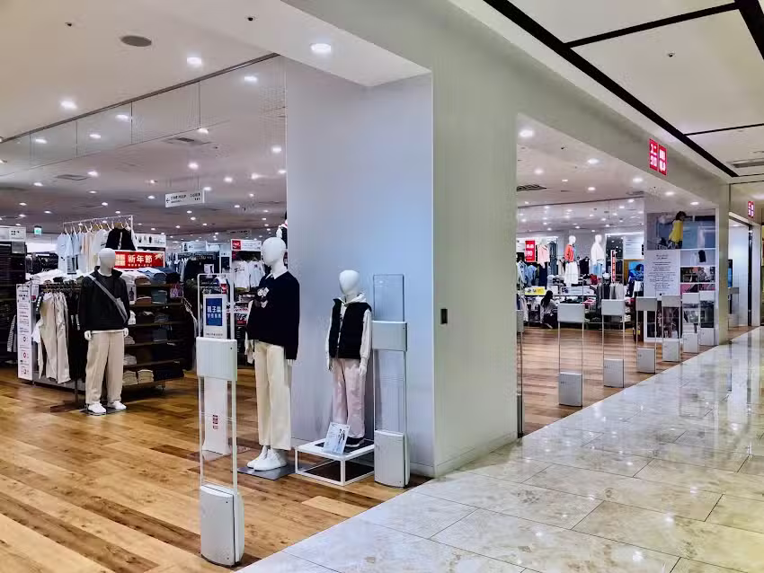 UNIQLO 宏匯廣場新北店
