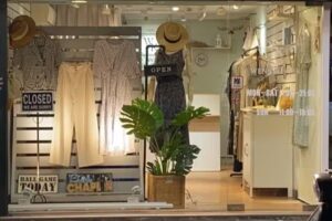 WENS & 1974 K 日韓女裝店 （石牌店）