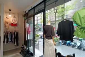 Women&rsquo;s clothing 女裝服飾