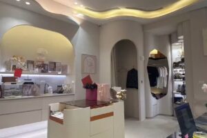 熙鑽藏品館/二手精品、限量選物、特殊收藏品/台中南區(預約制)