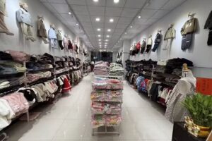 小太陽童裝-草屯門市