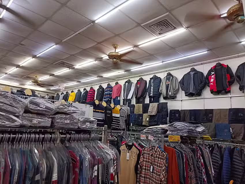 一佰服飾-時裝及配飾 團服客製/工作服裝旗艦店(國民旅遊卡特約商店)