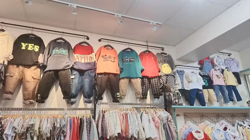 憶寒軒童衣舖(全聯大同店對面）