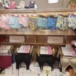 玉米童裝＆KISSY RUWEN 內衣專賣店-代售軍功國小制服.建功國小制服.東山國中制服