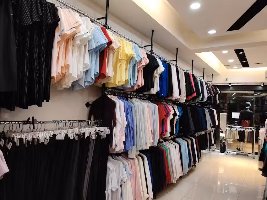 職業男女中壢環西店 -團體制服 洋裝 禮服 上班族穿著
